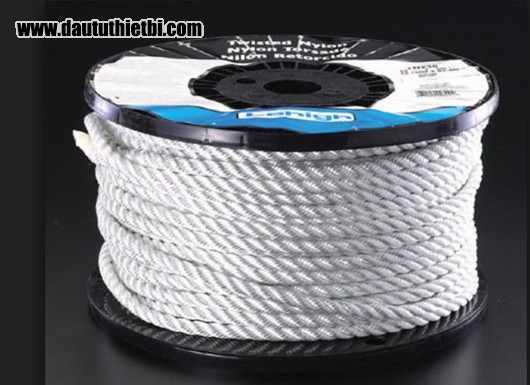 Dây thừng xoắn Nylon cuộn 90 mét đường kính 13 m Esco EA628AK-13